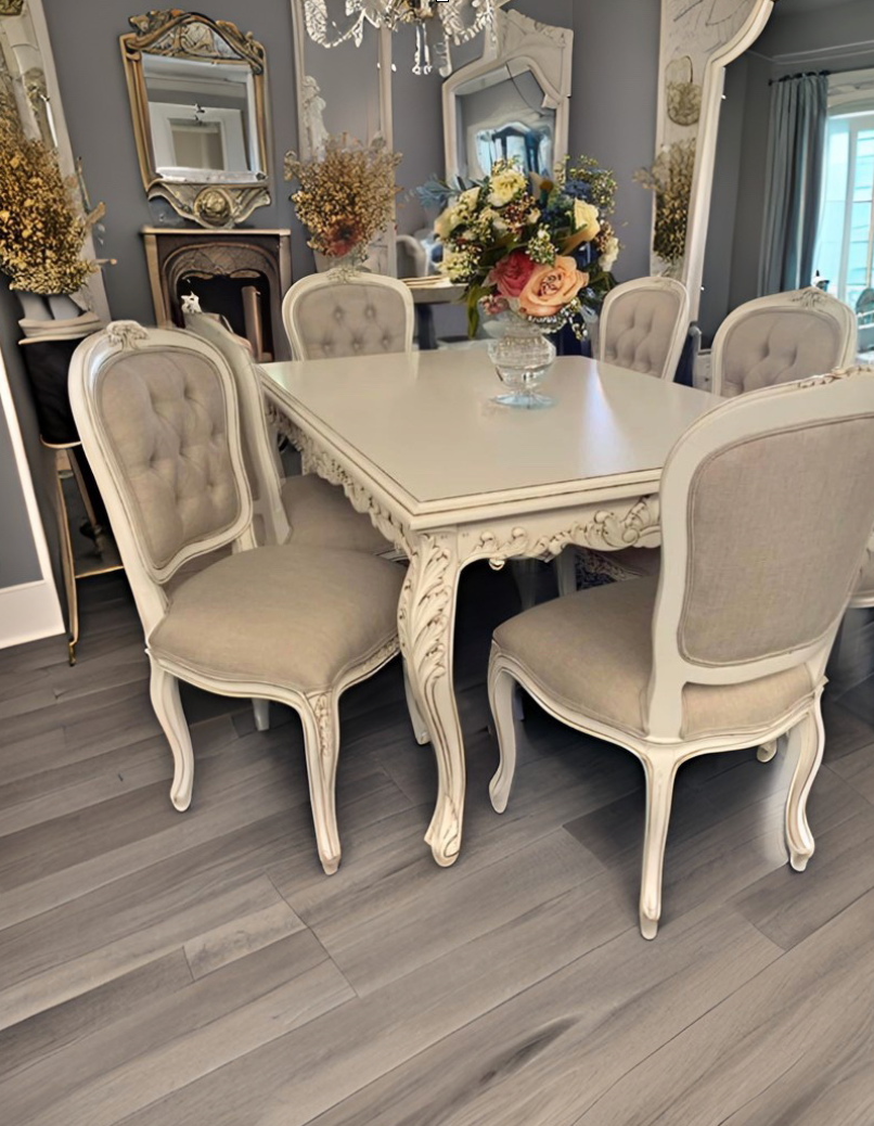 French dining table - 4-6 seater