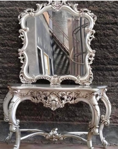 Royal console with mirror