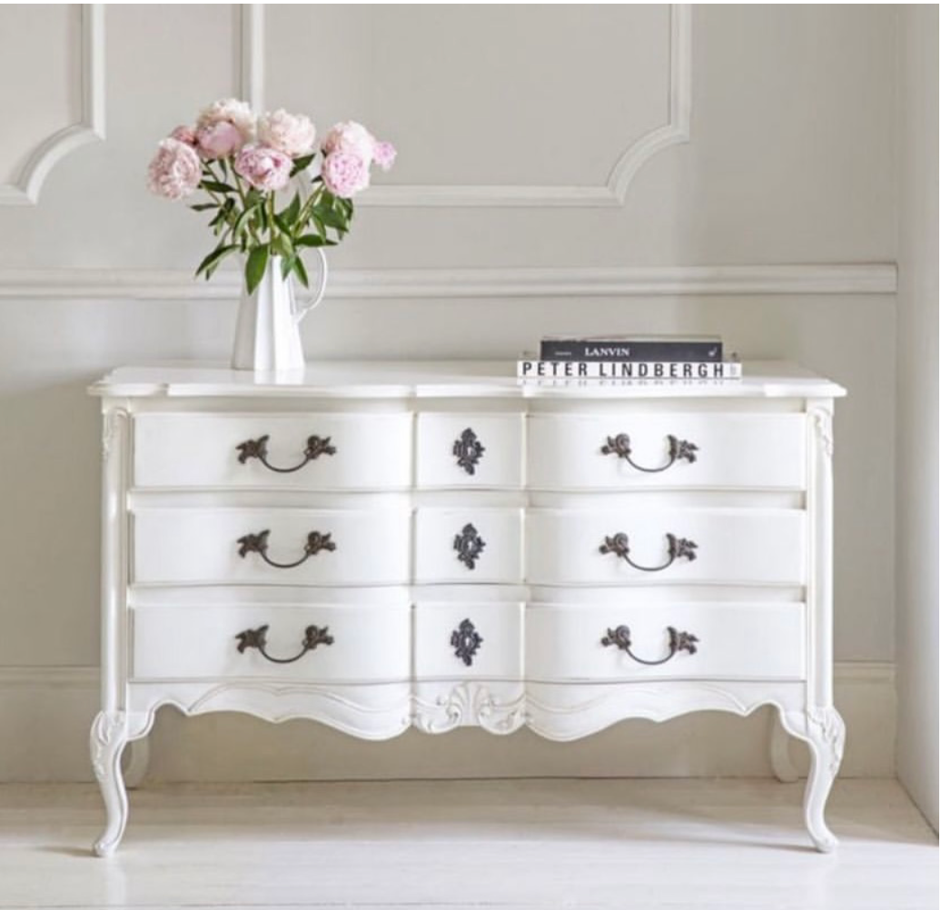 Pierre dresser