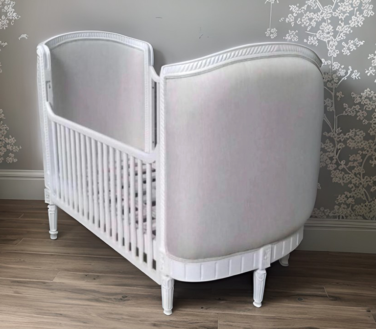 Louis cot