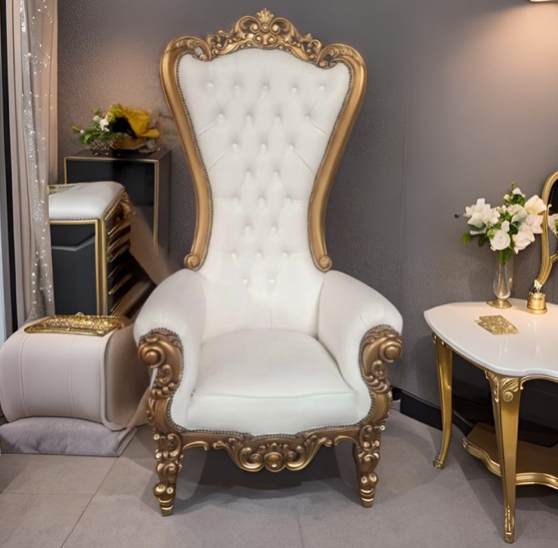 Royal throne chair