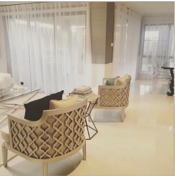 Decor accent armchair